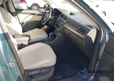 2019 Volkswagen Tiguan 2.0T Se/2.0T Sel/2.0T Sel R-Line/2.0T Sel R-Line Black z USA, uszkodzony, nr VIN 3VV2B7AX7KM177041